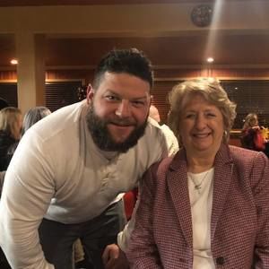 Meet your Posher, Clint